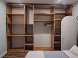 Bramasole, Beautiful house in the El Chorro sector, hotel a Manantiales