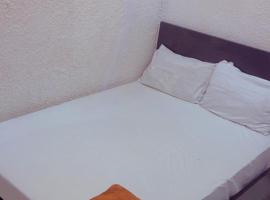 ISMAB HOTEL& LOUNGEs، فندق في لاغوس