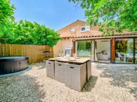 Maison bohème, clim, parking, jacuzzi