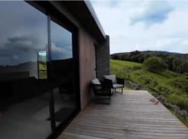 Le Chateau Lavande، فندق في Balsa Nova