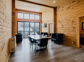 3-BR Lakefront Cottage Rice Lake #3