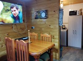 Arriendo de casa, hotel a Queilén