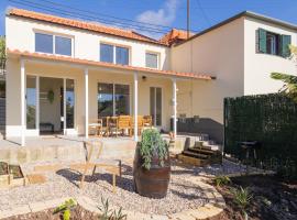 Romantic Seaview Wine House in Madeira, ξενοδοχείο σε Ponta do Sol