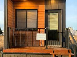 Teton View Studio - Hidden Gem near Yellowstone, hotel di Tetonia