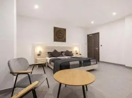 Modern Large and Spacious 4BR Home with Strong WiFi by 360 Estates