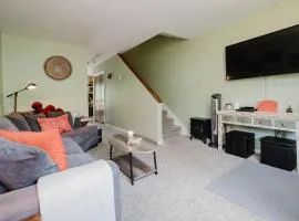 Cozy Townhouse Near Hunter Mountain