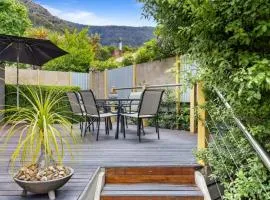 Luxury Spa Villa - Mountain Views Right in Town!