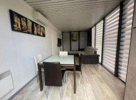 Chaleureuse annexe contemporaine, Hotel in Ensisheim