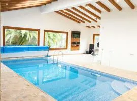 BUHO Luxury Guayllabamba Home BBQ Jacuzzi Pool