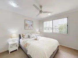 Homely & Welcoming in Mango Hill