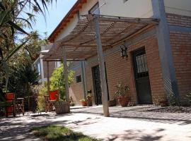 Casa Boreal dptos estilo casa, hotel en Puerto Madryn