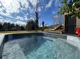 BUHO House Melipillan BBQ Jacuzzi MiniPool Pet, hotel in Melipilla