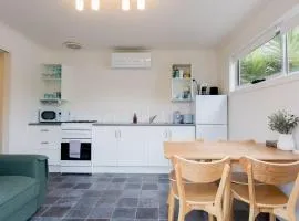 Bungalow at the Beach - footsteps to the shore