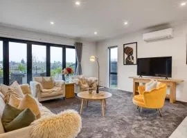 Riverview Sunset Getaway