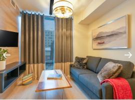 Cozy 2BD Near UW, hotel Waterlooban