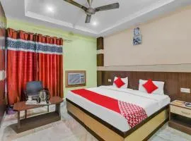 Hotel O by OYO Crystal Near Gomti Riverfront Park