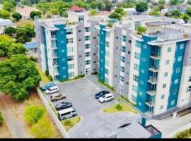 Harloe's Place, hotel di Kingston