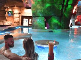 LUX Poconos Home MINS to Lehigh Valley Hosp, viešbutis mieste Pocono Summit