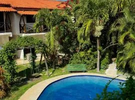 Bangalô 11 - 8 minutos do mar, com piscina e ar condicionado