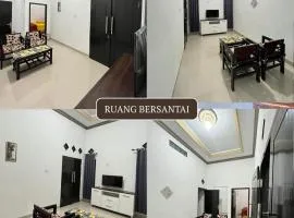 Naila Homestay