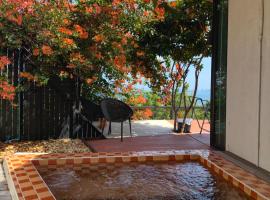 deep mountain view, Hotel in Koh Larn