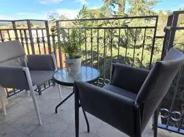 NEXTHOME Chill Out & Pool City Center