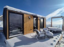 Veya Cabins Apuseni, hotel v destinaci Trifeşti