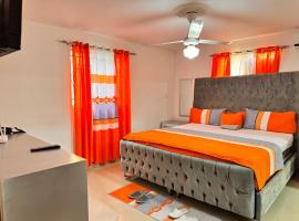 Cozy Huge and Lovely 3 bedrooms apts 2bathdrooms, Hotel in La Estrella