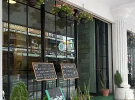 Hometown Stays Hatyai