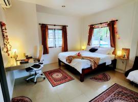 Central Essence-200m beachKoh Phangan west coast