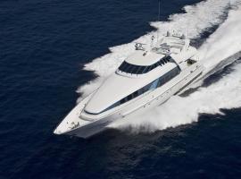 Moonraker Home Stay, Hotel in San Pawl il Bahar