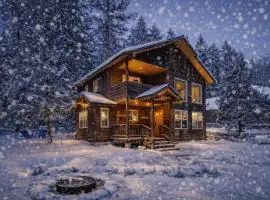 Just Plain Getaway by NW Comfy Cabins