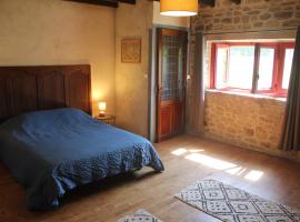 Gîte Charlange, hotell i Pradelette