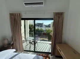 Bonny Hotel 4 Floors No Elevator