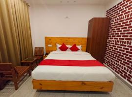 Mukteshwar Valley Resort, hotel en Mukteshwar