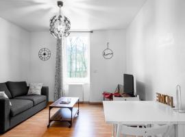 Sweet-patio, Hotel in Briey