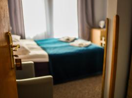 Ośrodek Konferencyjno-Wypoczynkowy "Krucze Skały" w Karpaczu, hotel v mestu Karpacz