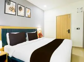 Townhouse Aarav Business Hotel