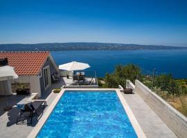 Villa Panorama, hotel en Omiš
