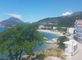 Apartmani Micunovic, khách sạn ở Sutomore