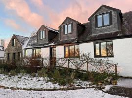 Curlew Cottage - Peaceful Setting Stunning Views, hotell i Bruichladdich