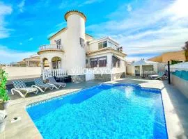 Villa Atalaya Park by Villas&You