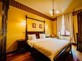 Joy City Stay Romantic Retreat & City Vibe