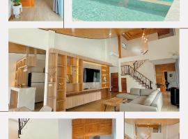 Chaisona at Khanom Storey, hotel a Ban Phaeng