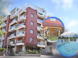 Hotel Silver Land New Digha with Rooftop Pool, hotel em Digha