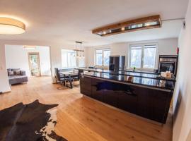 Alpenblick De Luxe – hotel w mieście Oetz