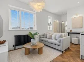 Stylish & Cosy Retreat Near The Peak District