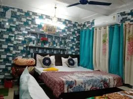 Luv Kush Homestay Ayodhya call now- 75659-24844