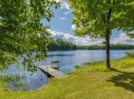 Martha Lake Retreat in Mercer WI