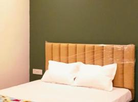 DLA Hotel Rooms and Restaurant, Hotel in Fatehpur